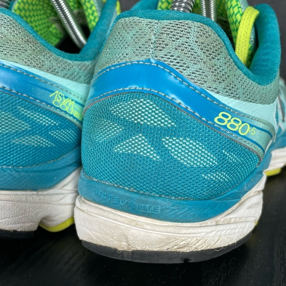 New Balance 880v5 Women’s size 10 - Picture 9 of 13